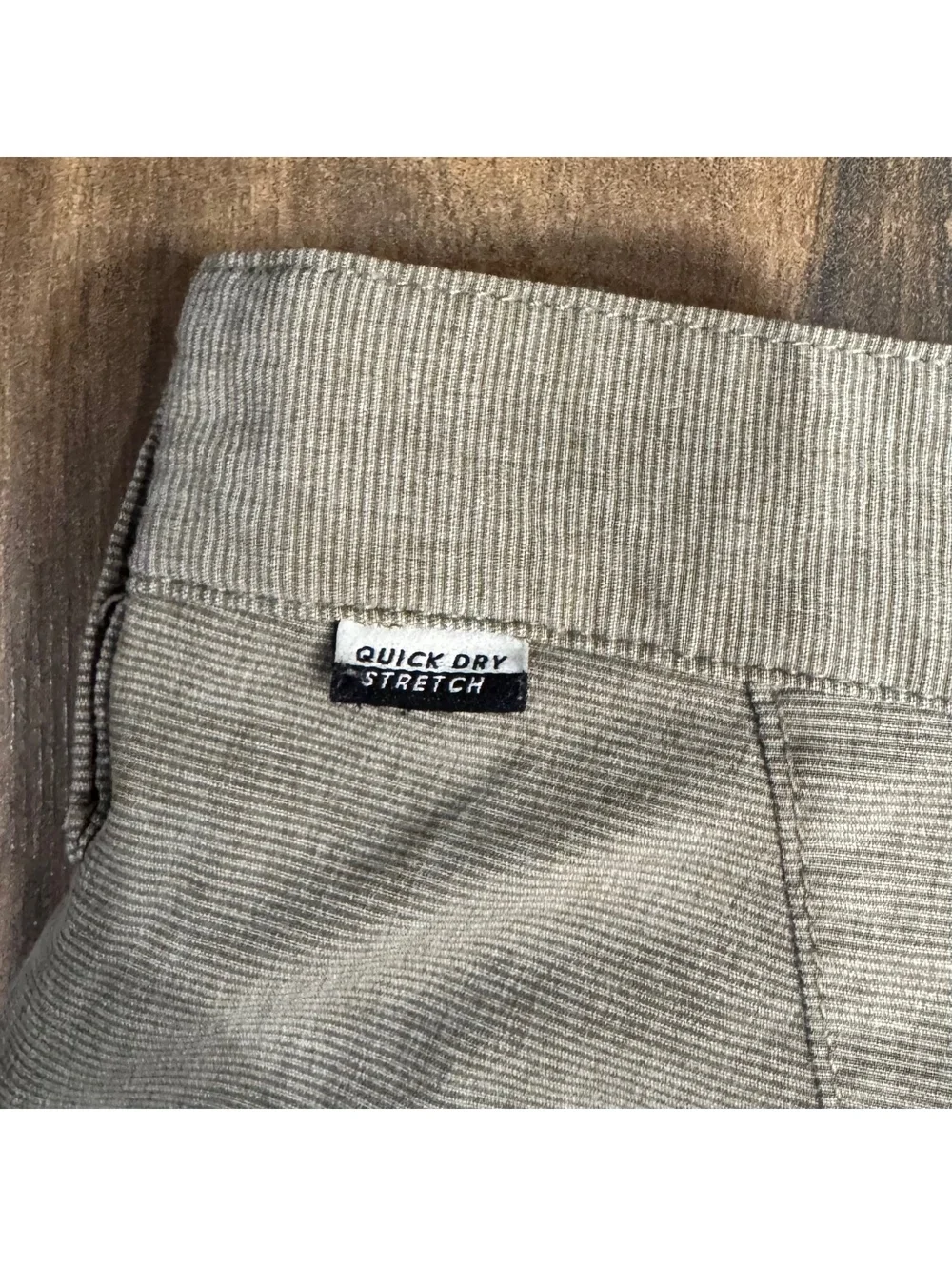 Billabong Crossfire Submersibles Hybrid Shorts Tan Quick Dry Stretch Size 30